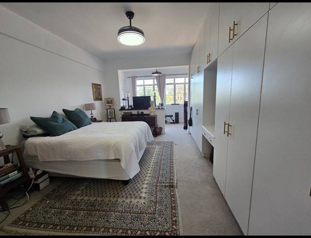 1.5 BEDROOM FLAT FOR SALE IN GLENWOOD